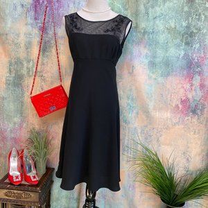 πEvan Picone Timeless Elegant Dress with Beads